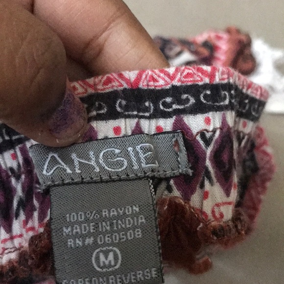 Shorts - Picture 2 of 3